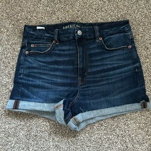 American Eagle, curvy high-rise Shorty in size 10, dark wash